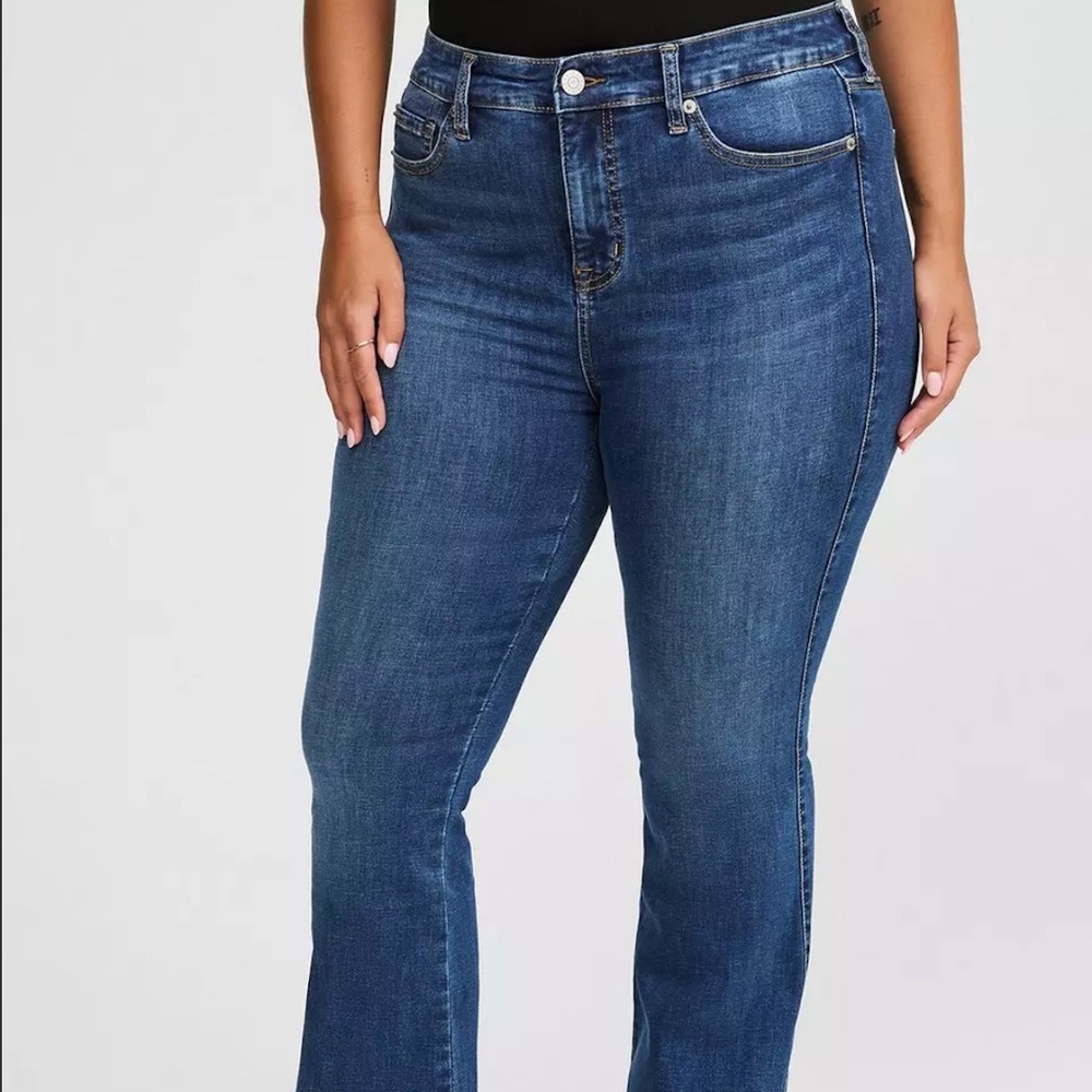 Torrid Trio High-Rise Boot Jean 22-26 Short